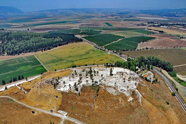 Uncovering the Bible’s Buried Cities: Megiddo | ArmstrongInstitute.org