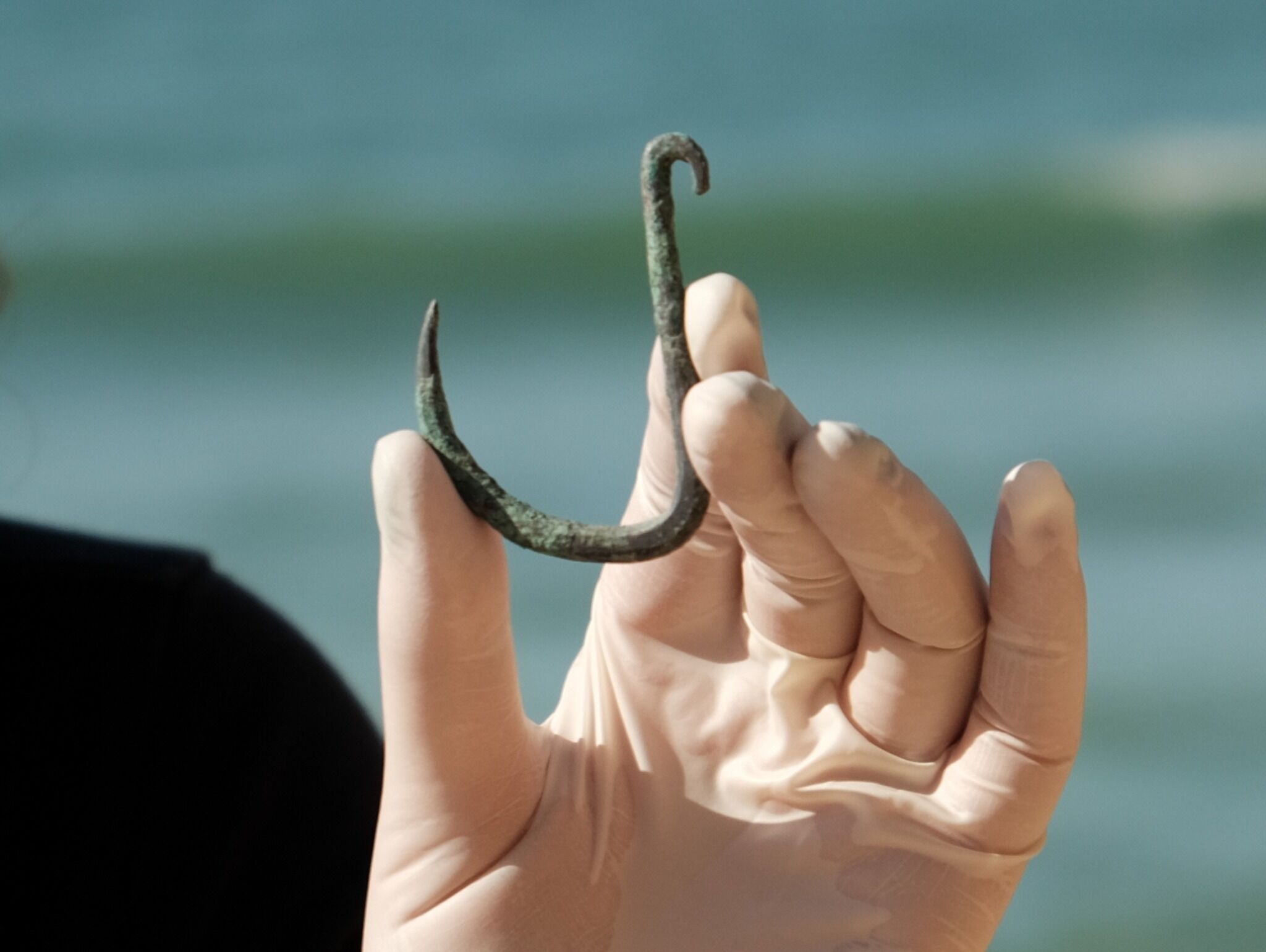 6,000-Year-Old' Copper Fishhook Discovered in Ashkelon