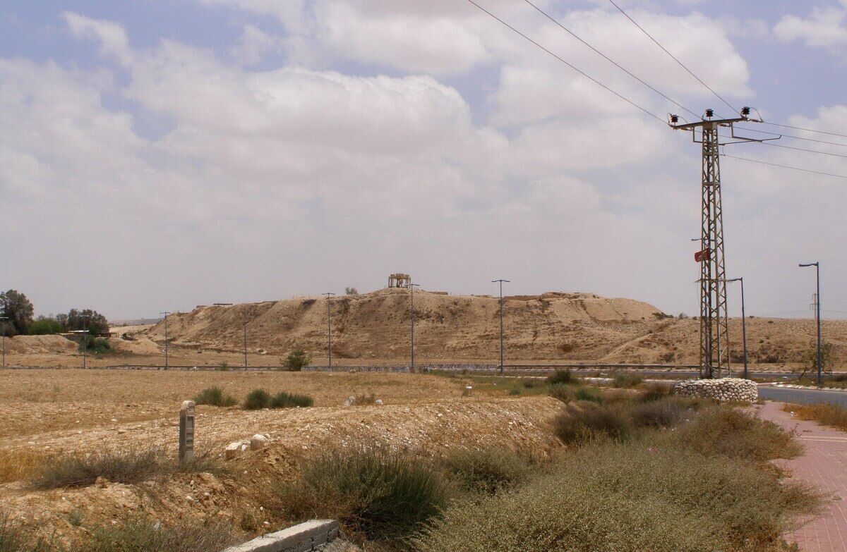 Uncovering the Bible's Buried Cities Beersheba