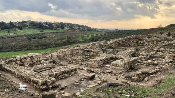 Gezer’s Carbon Speaks: Solomonic City After All