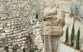 Excavating Area G—a Time Capsule of Jerusalem’s Destruction